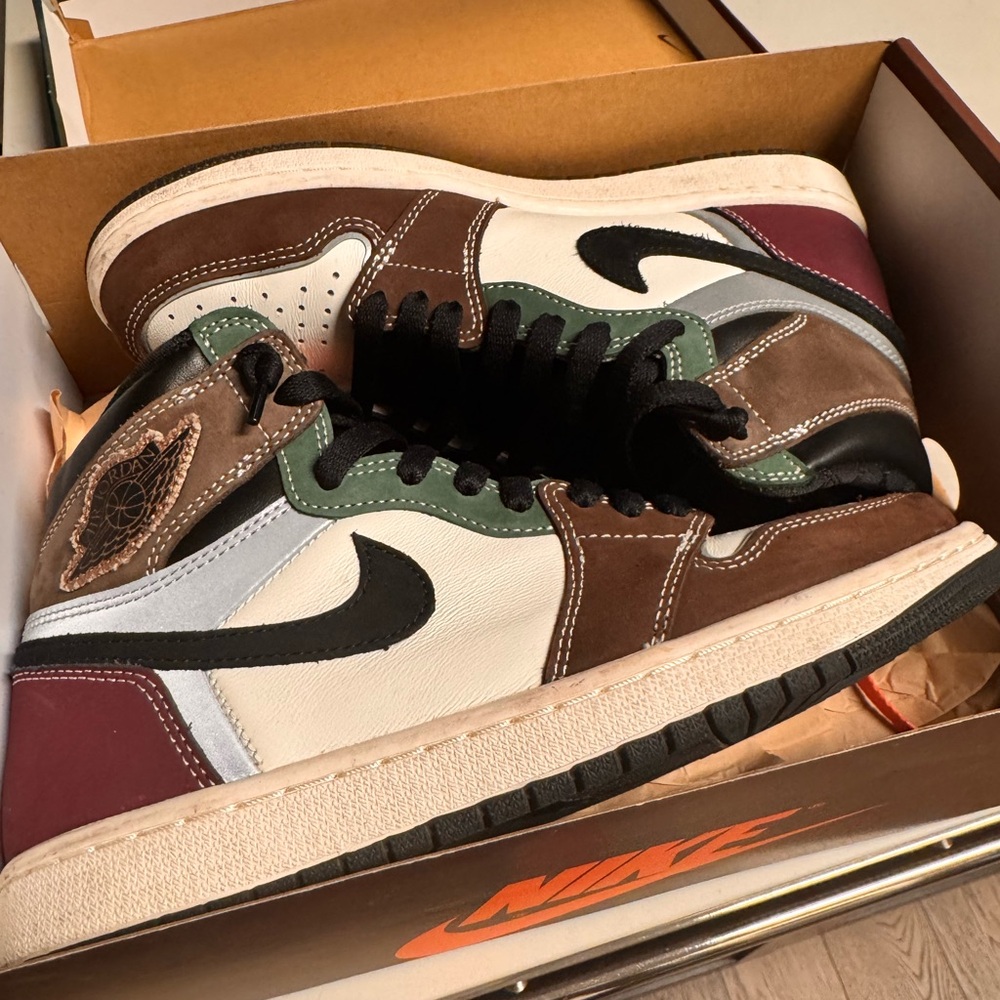 Air Jordan 1 Retro High OG Hand Crafted